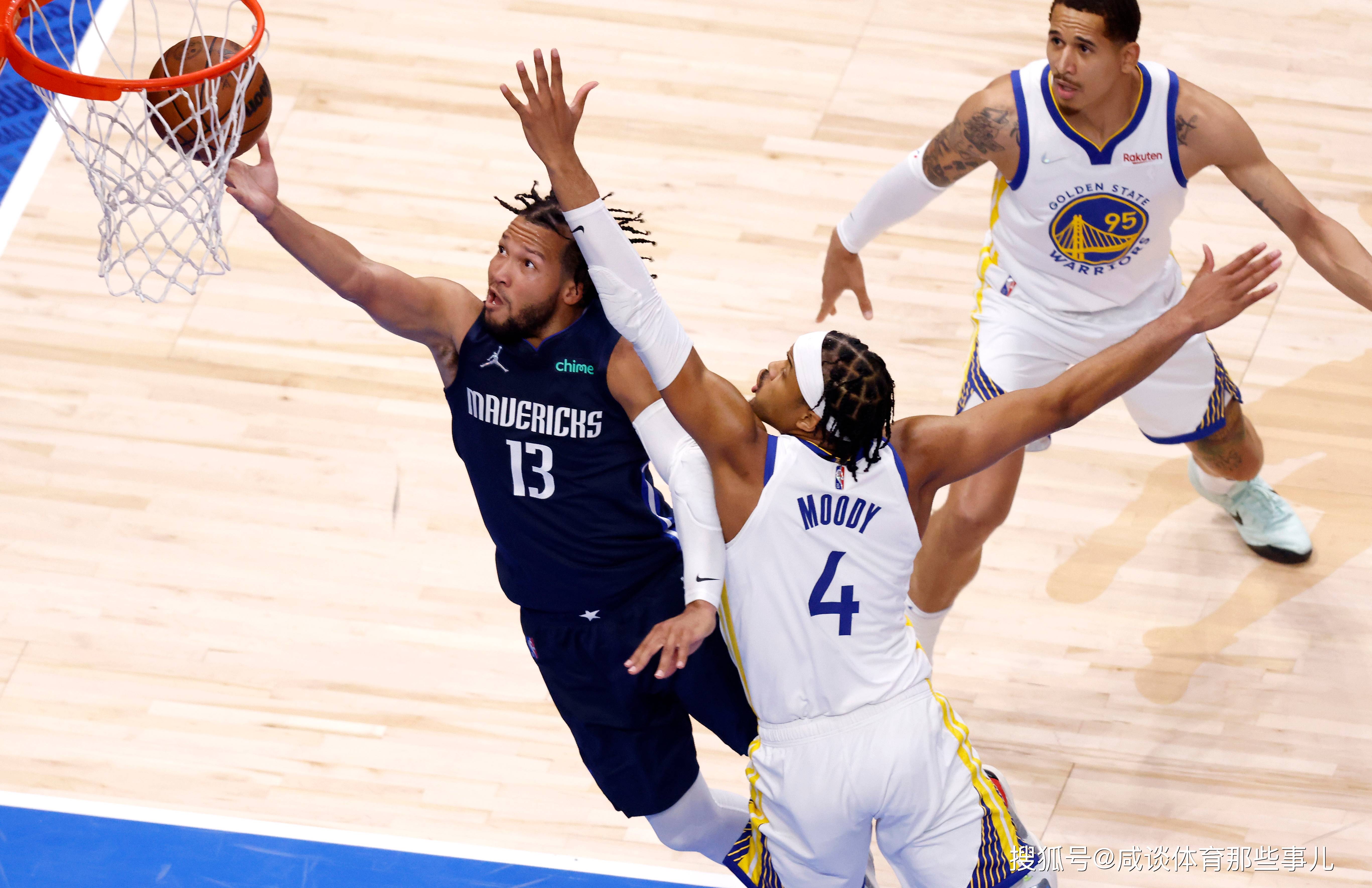 JackeyLove连续十场比赛得分超过重返赛场，独行侠不断突破！