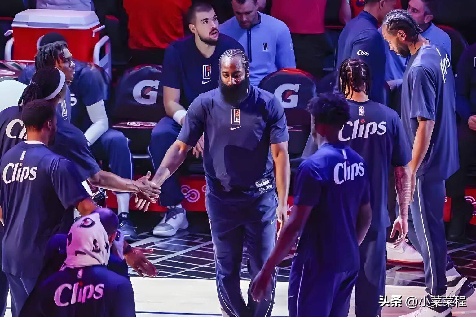 九游游戏中心-Scout遭遇五持续失利，快船教练压力巨大！上演精彩一战的简单介绍-九游游戏中心