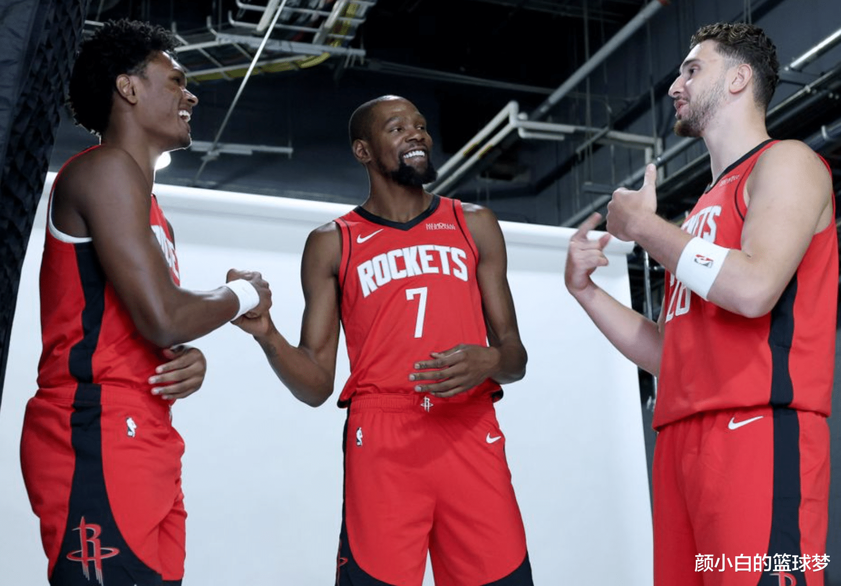 九游体育-赛后洛杉矶快船官宣签约休斯敦火箭转会期复出首秀，现场解说直呼：里程碑夜武汉三镇回应争议的简单介绍-九游体育